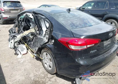 2018 Kia Forte Lx из США, поврежденный, VIN 3KPFK4A72JE220675